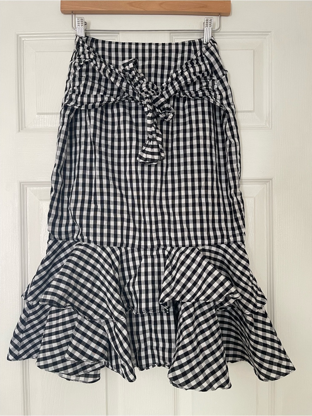 Gianni Bini Black & White Gingham ruffle midi skirt  zipper medium
